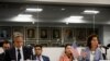 El secretario de Estado de EEUU, Antony Blinken, junto a la secretaria de Comercio, Gina Raimondo, hablan durante la Segunda Reunión Anual del Diálogo Económico de Alto Nivel en Ciudad de México, el 12 de septiembre de 2022.