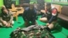 Dua anggota TNI-Polri yang tewas ditembak oleh kelompok kriminal bersenjata (KKB) di Distrik Ilu, Kabupaten Puncak Jaya, Provinsi Papua Pegunungan, Sabtu, 25 Maret 2023. (Foto: Polda Papua)