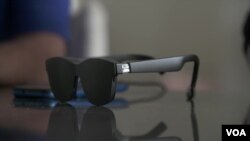 Naočare sa augmentovanom realnošću kompanije Eksrej Glas 