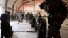 Environ 1.400 soldats et aviateurs français étaient jusqu'ici déployés dans le pays pour lutter contre les jihadistes aux côtés des Nigériens.