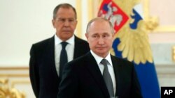 Kreml: Prezident Vladimir Putin va Tashqi ishlar vaziri Sergey Lavrov 