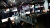 Suasana studio stasiun televisi daring, TV Dozhd, di Moscow, Rusia, 20 Agustus 2021. (Foto: Denis Kaminev/Reuters)