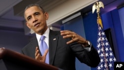 Presiden Obama menolak pernyataan beberapa analis politik bahwa tahun ini sebagai “tahun terburuk” dalam masa jabatannya dalam konferensi pers di Gedung Putih, Jumat (20/12).
