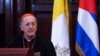 El enviado papal y cardenal Beniamino Stella pronuncia un discurso durante un evento en la Universidad de La Habana para celebrar el 25 aniversario de la visita del Papa San Juan Pablo II a Cuba, en La Habana, el 8 de febrero de 2023.