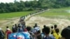ရခိုင်ဒေသခံများ ထွက်ပြေးတိမ်းရှောင်နေကြစဉ် (သြဂုတ် ၂၄-၂၀၁၇) ( Credit to Dr Win Myat Aye)