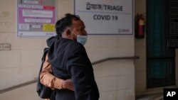 বাংলাদেশে গত ২৪ ঘণ্টায় দুই হাজার ১২ জনের নমুনা পরীক্ষা করা হয়েছে। এ সময়ে শনাক্ত-হার পাওয়া গেছে শূন্য দশমিক ৫০ শতাংশ। মোট পরীক্ষায় শনাক্ত-হার দেখা গেছে ১৩ দশমিক ৪০ শতাংশ। শনাক্ত বিবেচনায় মোট মৃত্যুর হার এক দশমিক ৪৫ শতাংশ। 