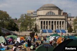 Studentski kamp ispred Univerziteta Columbia u New Yorku, gdje se protestuje zbog rata u Gazi, 28. april 2024. (REUTERS/Caitlin Ochs)