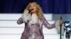 Penyanyi pop Madonna saat tampil dalam sebuah acara pertunjukan di Las Vegas, Nevada (foto: dok). 