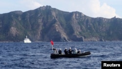 Tentara pengawal pantai Jepang melakukan patroli di kepulauan Senkaku di Laut China Timur (foto; dok). 