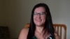 Vivian Barbosa, koja živi u Sao Paulu u Brazilu, tokom video intervjua s Yanom Boechatom od 1. novembra 2024. Zbog svoje diplome medicinske sestre i 20 godina iskustva, Barbosa podnosi zahtjev za vizu za rad u SAD kao medicinska sestra.