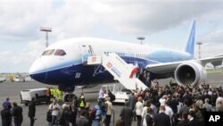 波音787“梦想客机”2011年6月在华沙首次亮相