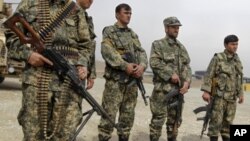 Ilgari xususiy qo'riqchilik xizmatlarida ishlagan afg'onistonliklar endi Ichki ishlar vazirligi tarkibida o'z ishlarini davom ettirishlari mumkin.