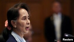 Pemimpin de facto Myanmar, Aung San Suu Kyi  di Den Haag, Belanda, 11 Desember 2019.