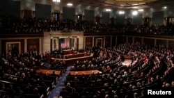 Presiden Amerika Serikat, Donald Trump, menyampaikan pidato kenegaraan (State of the Union) pertamanya di hadapan Kongres AS di Gedung Capitol, Washington, D.C., 30 Januari 2018. (Foto: dok).