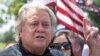  Steve Bannon 
