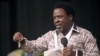 Motambwisi mpate TB Joshua na milulu mya mobu ya sika, Lagos, Nigeria, 1er janvier 2015.