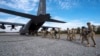 Pasukan Amerika di Afghanistan (foto: dok). Amerika akan menarik lebih banyak personil militer dari Afghanistan dan Irak awal tahun depan.