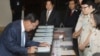 Cambodians Unconcerned By Threats of Violence Ahead of Election