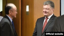 Джим Йонґ Кім і Петро Порошенко