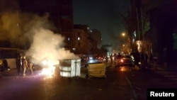 تصاویر: ایران میں پانچویں روز بھی احتجاج