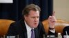 Predsjedavajući Odbora Predstavničkog doma za obavještajne poslove Mike Turner, R-Ohio, razgovara s novinarima na Capitol Hillu u Washingtonu, 15. februara 2024.