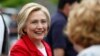 Jajak Pendapat: Hillary Clinton Lebih Populer daripada Bill Clinton