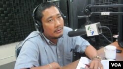FILE - Long Panhavuth, a leading court monitor at the Cambodia Justice Initiative, says a political deal is needed to move the cases to trial. (Lim Sothy/VOA Khmer)