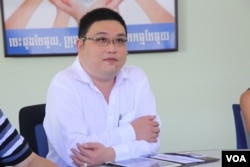 FILE: Ken Loo, secretary-general of GMAC (Garment Manufacturers Association in Cambodia) in Phnom Penh, July 28, 2016. (Hean Socheata/VOA Khmer)
