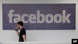Kantor pusat Facebook di Menlo Park, California.