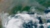 Gambar satelit yang dirilis oleh Badan Kelautan dan Udara (NOAA) Amerika Serikat menunjukkan badai tropis Nicholas yang berada di atas Teluk Meksiko pada 12 September 2021. (Foto: AP)