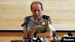 Kepala Divisi Hubungan Masyarakat Mabes Polri, Irjen Boy Rafli Amar memberikan penjelasan kepada wartawan di Jakarta (foto: dok).