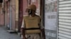 کشمیر: انتظامیہ کا 90 فی صد علاقوں سے دن میں پابندیاں ختم کرنے کا دعویٰ