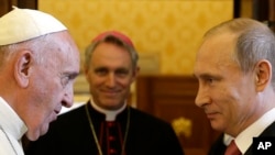 Fafaroma Francis da Shugaban Rasha Vladimir Putin