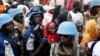 Des Casques bleus dans le PK5 à Bangui, Centrafrique, 30 novembre 2015.