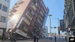 Djelimično srušena zgrada u tajvanskom grad Hualienu. (Foto: AP/TVBS)