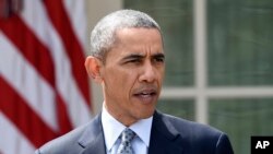 Oq uyda so'zlagan Barak Obamaning aytishicha, bitimga ko'ra, Eron yadro dasturi keskin cheklanadi va izchil xalqaro tekshiruvlarga eshiklarini ochib beradi.