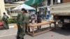 ប៉ូលិស​ថៃ​កំពុង​ស្វែង​រកអត្តសញ្ញាញ​ជន​ដៃ​ដល់​​នៅ​ពី​ក្រោយ​ការ​ដាក់​គ្រាប់​បែ​កកាល​ពី​សប្តាហ៍​មុន