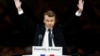 Tugas Berat Macron Persatukan Rakyat Perancis yang Terpecah 