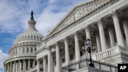 Para anggota Kongres AS kembali ke Washington setelah reses selama dua minggu (foto: dok).