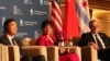 中国副总理汪洋、美国商务部长普里茨克与贸易代表弗罗曼