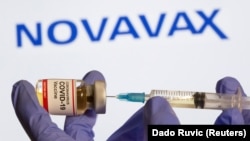 Vaksin yang dikembangkan oleh Novavax terbukti efektif dalam uji klinis di Afrika Selatan. 