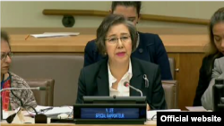 Utusan Khusus Hak Azasi Manusia PBB untuk Myanmar, Yanghee Lee saat menyampaikan laporan di hadapan Komite Sidang Majelis Umum PBB, 25 Oktober 217. (Foto: dok). 